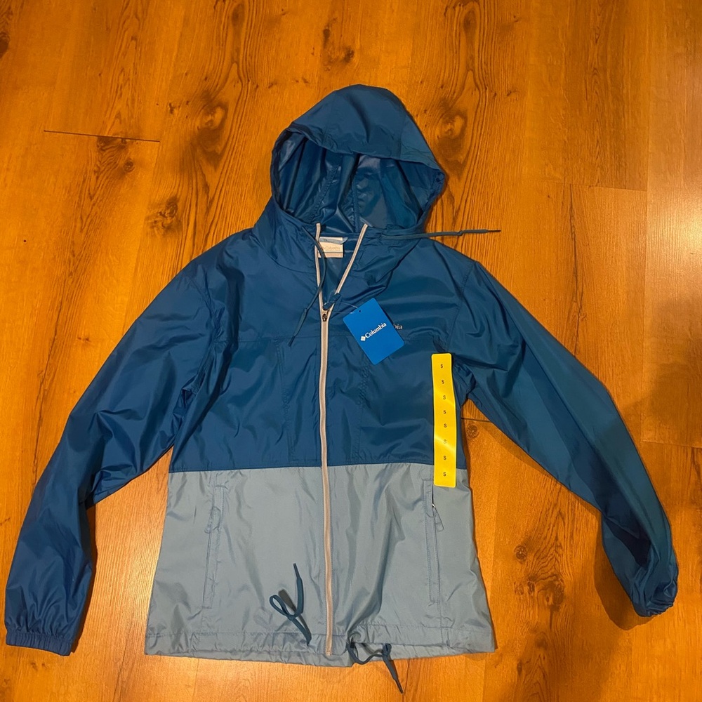 Blue Columbia windbreaker NWT